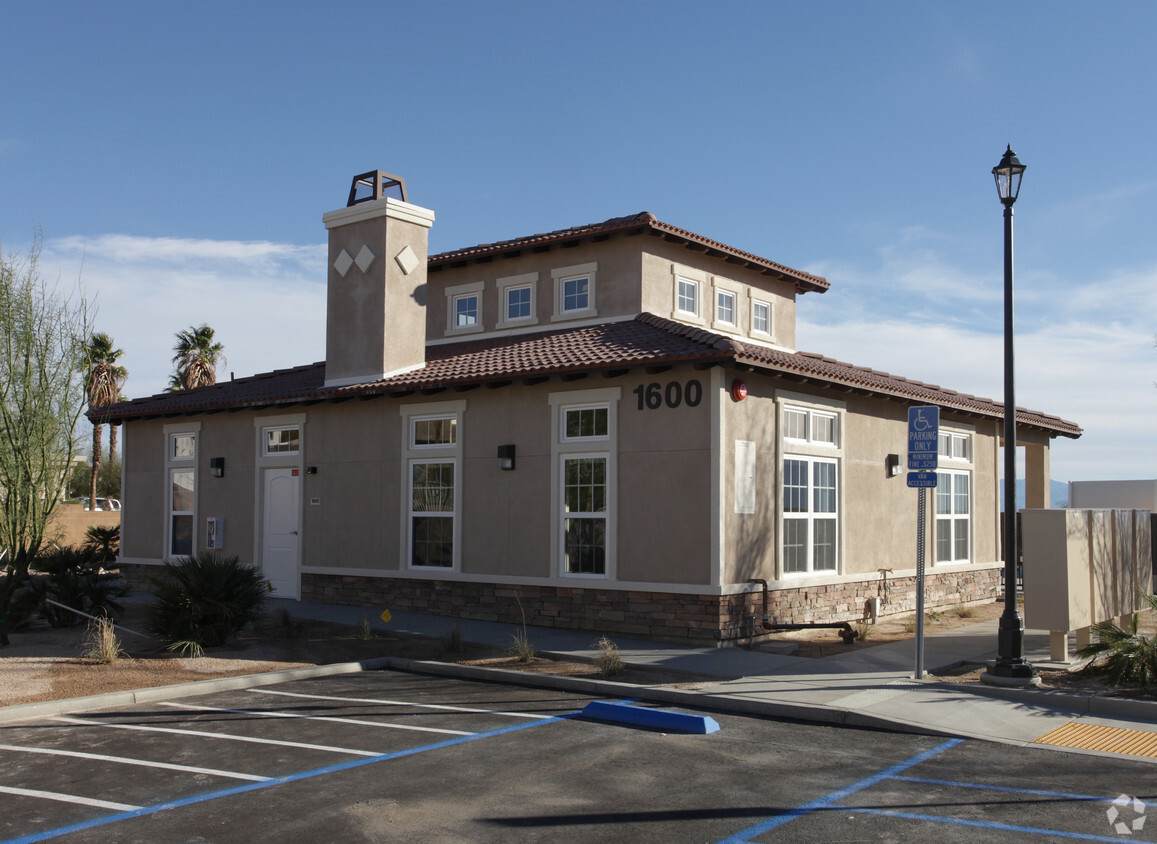 Building Photo - Hacienda Hills Apartments