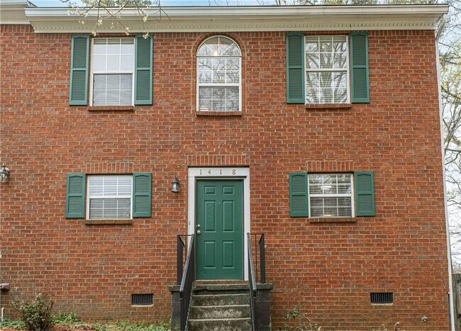 Foto del edificio - 1418 Shiloh Way NW