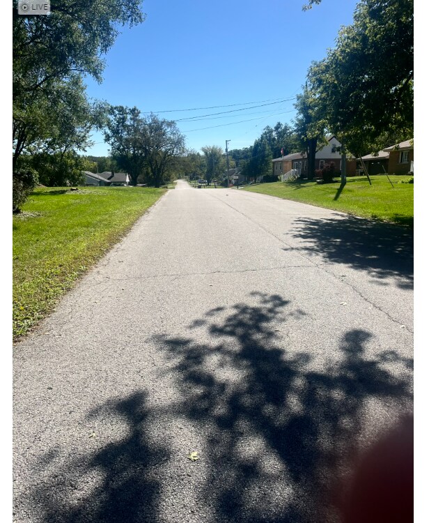 Quiet Street - 15944 Latrobe Ave