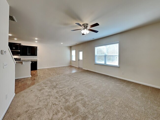 Foto del edificio - Apply Today!