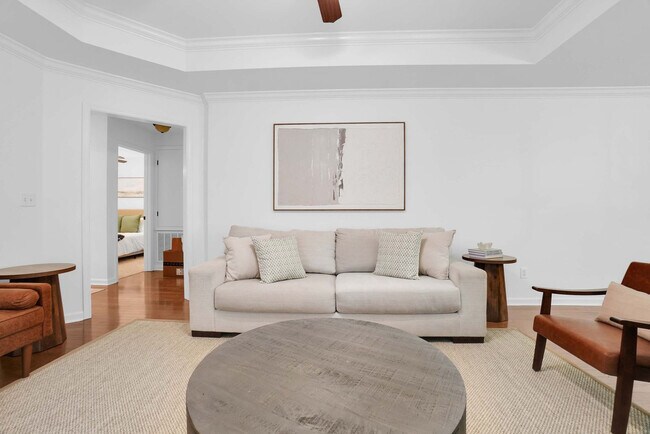 Foto del edificio - 8261 Dison Dr