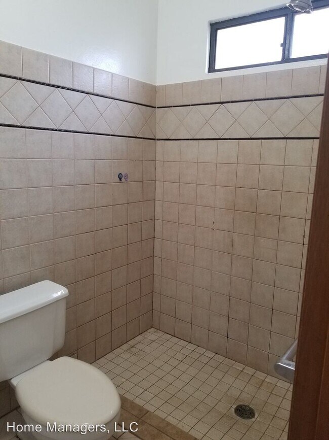 Building Photo - 3 br, 1 bath Apartment - 726 Haliimaile Road