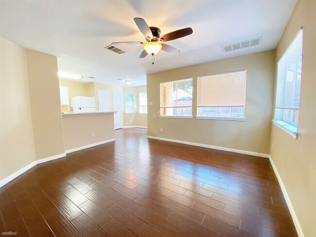 Foto del edificio - 3 br, 2.5 bath Duplex - 833 Sagewood Trl