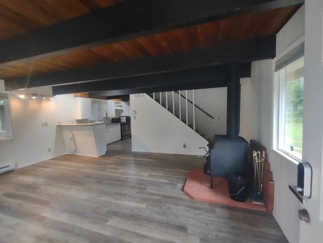 Building Photo - 2+Bedroom Cabin in Serene Setting