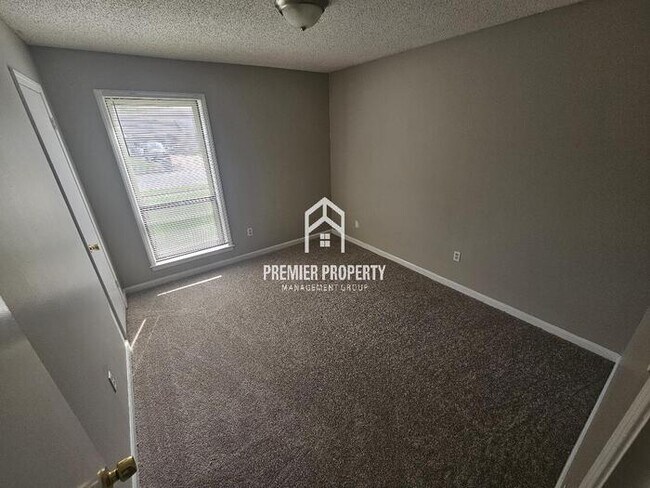 Building Photo - 4103 Friendship Ln