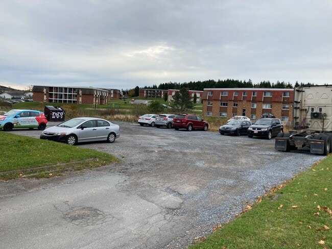 Photo du bâtiment - 522 Bonita Ave