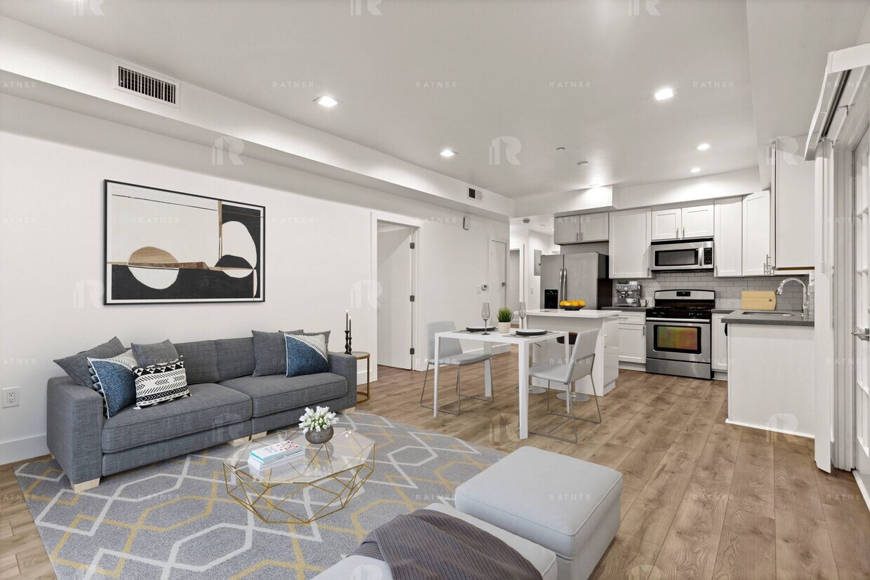 Foto principal - (Arely:B) 1209-1211 N. Beachwood Drive
