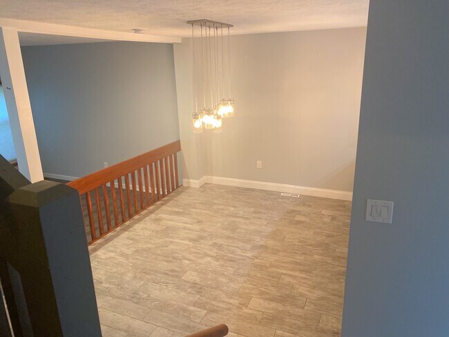 Building Photo - 302 Northslope II Rd