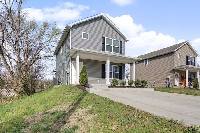 Photo - 124 Richland Ave House