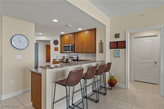 Foto del edificio - 5781 Cape Harbour Dr
