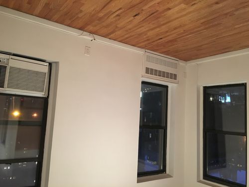 Foto principal - 301 E 75th St