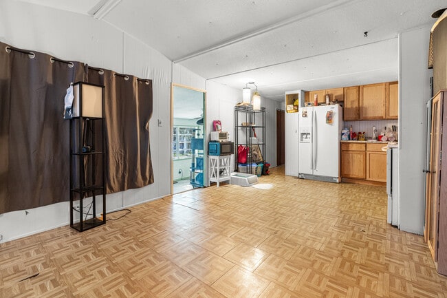 Building Photo - 12 Grape Ln