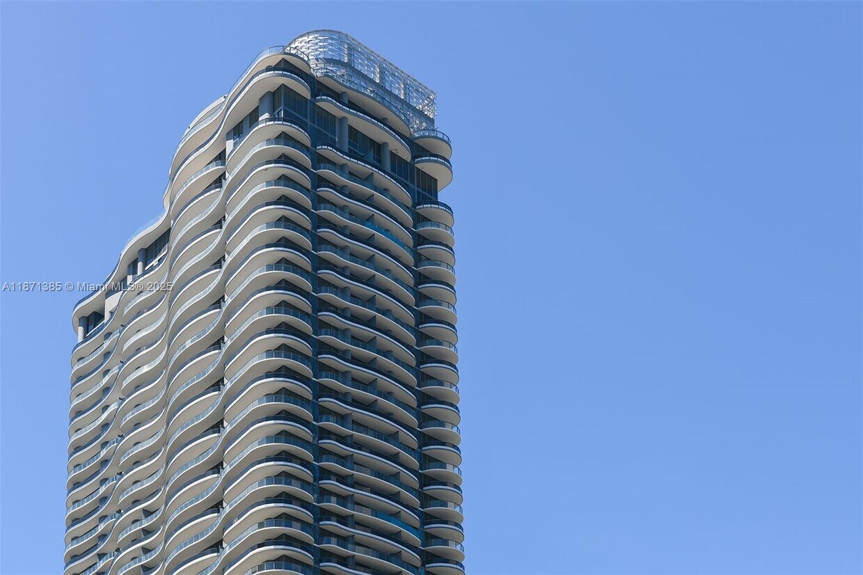 Foto principal - 1000 Brickell Plaza