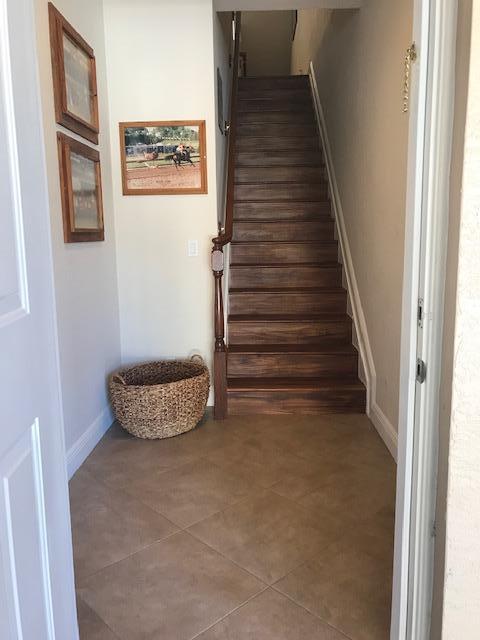 Foto del edificio - 4573 Artesa Way S