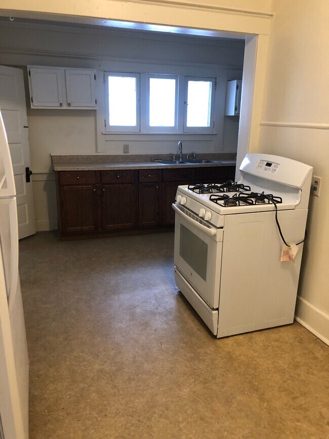 Foto del edificio - 222 Smith Ave