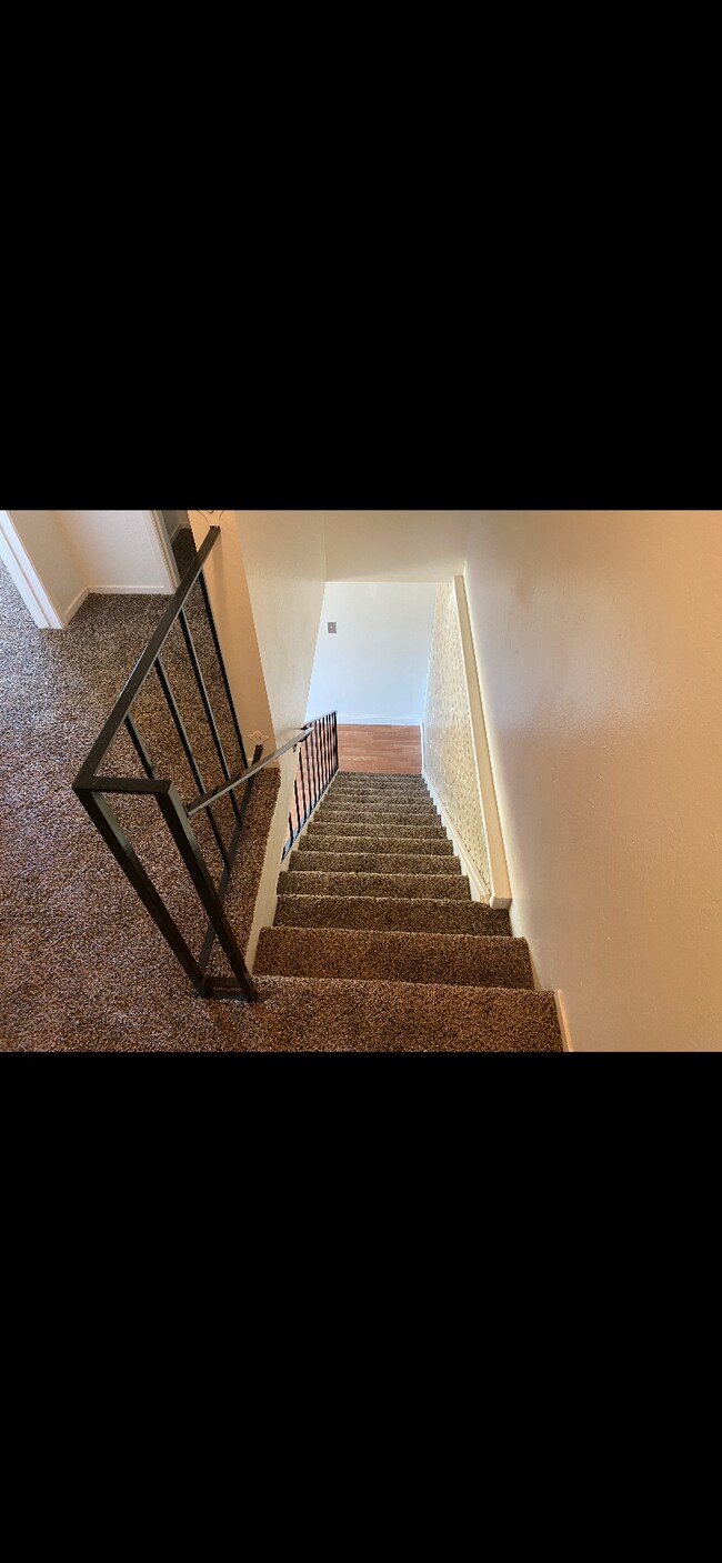 Building Photo - 34 La Pera Ct