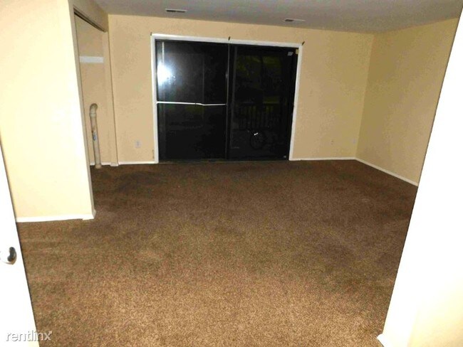 Foto del edificio - 4 br, 2 bath Townhome - 9038 Watchlight Ct