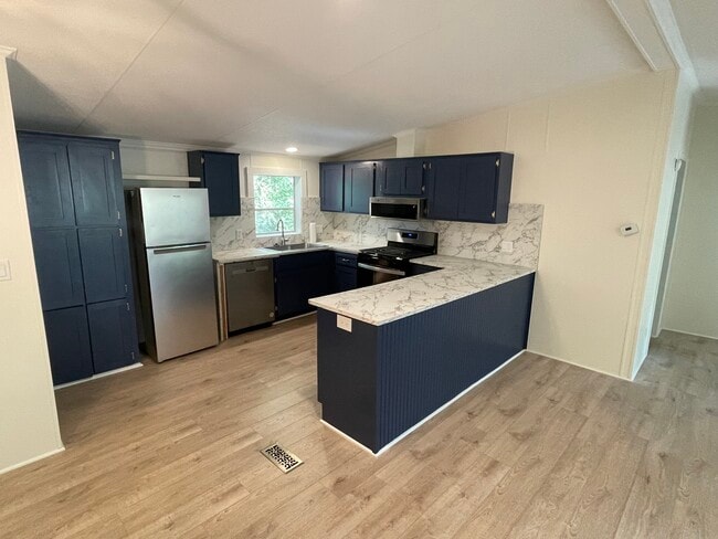 Building Photo - 22957 Pine Rd