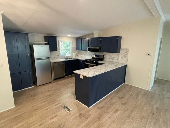 Foto del edificio - 22957 Pine Rd