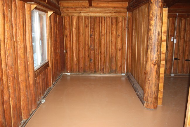 Interior Photo - 5830 E Wolverine