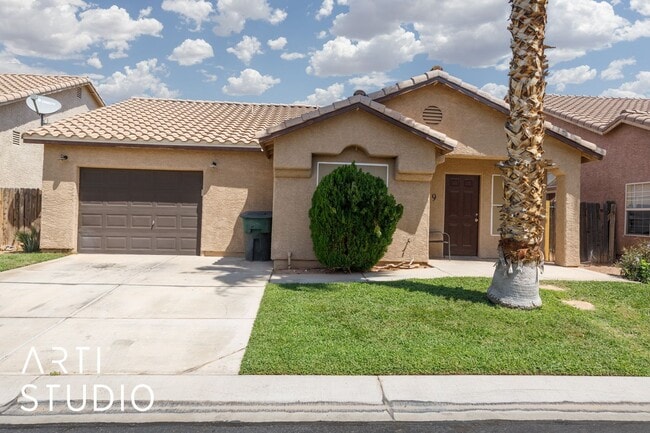 Building Photo - Short term fully furnished 3-bedroom 2 bat...