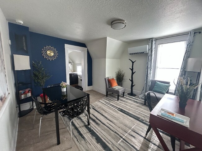 Foto del edificio - 859 S Grn St