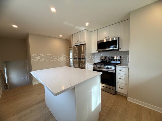 Foto del edificio - 3233 Twyford Rd