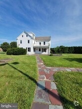 Building Photo - 1022 Gravel Pike