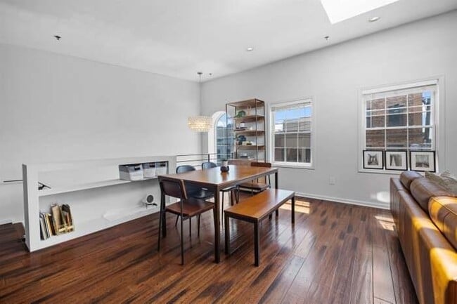 Foto del edificio - 354 3rd St