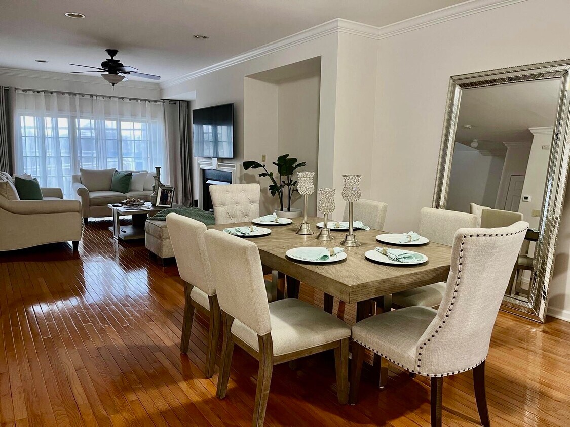Foto principal - 730 Green Ln