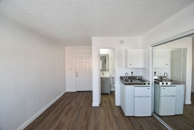 Foto del edificio - 5321 Agnes Ave