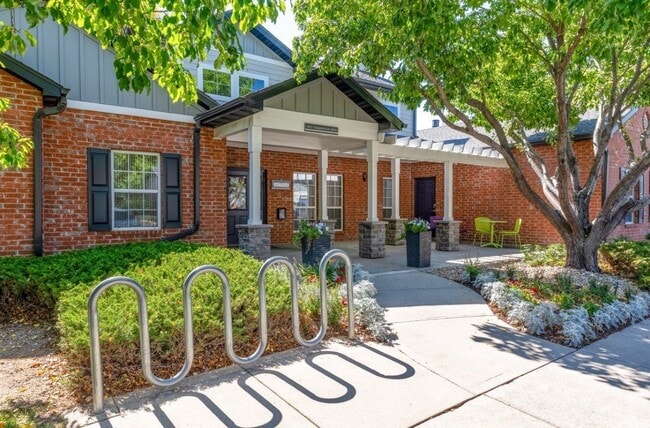 Building Photo - Country Ranch Apartments