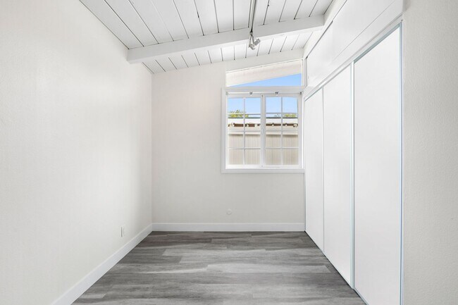 Foto del edificio - 316 E 21st St