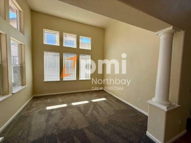 Building Photo - 869 Emerald Hills Cir