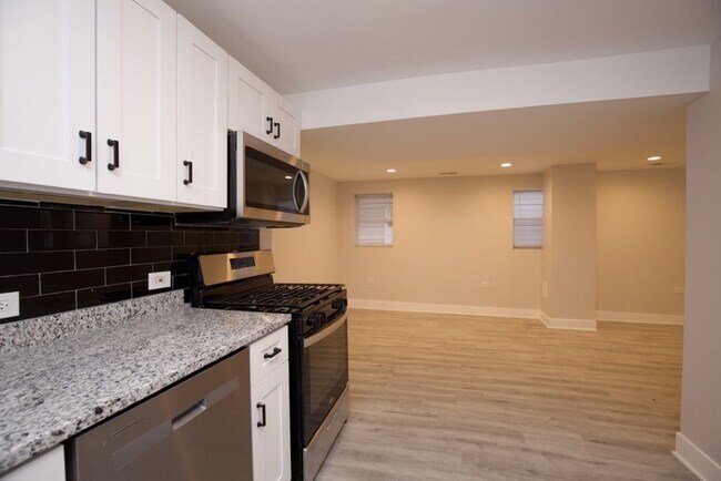 Foto del edificio - 2935 N Lawndale Ave
