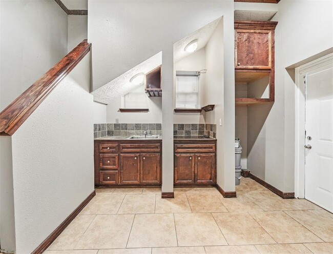Foto del edificio - 13802 E Hardy Rd