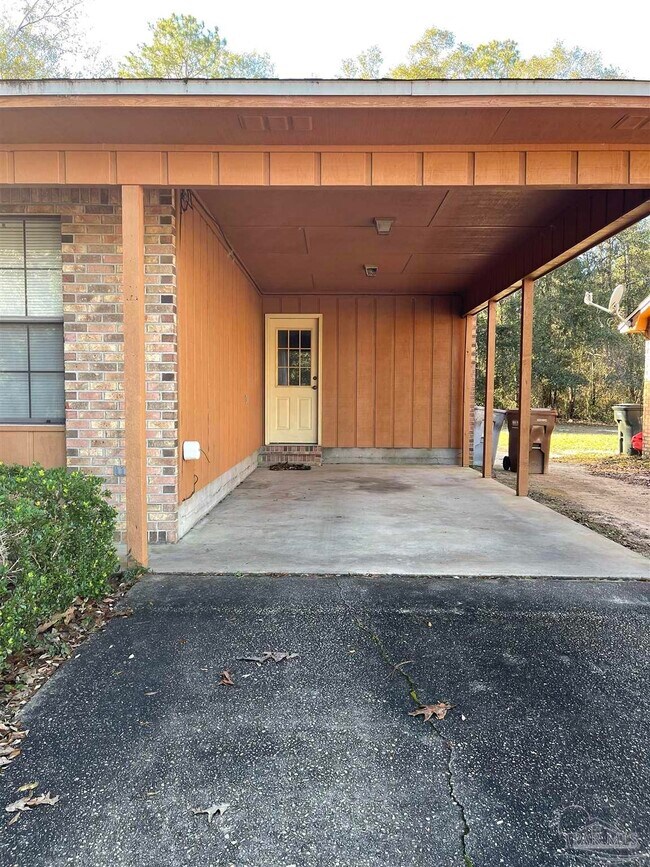 Building Photo - 4499 Chantilly Way
