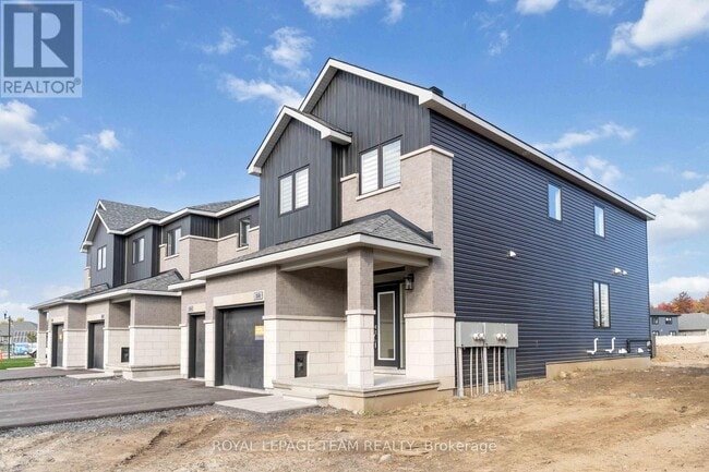 Building Photo - 358 Equinelle Dr