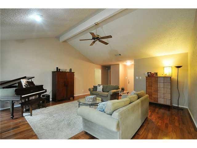 Building Photo - 11421 Pyreneese Dr