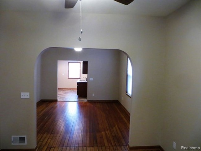 Building Photo - 1845 4th St