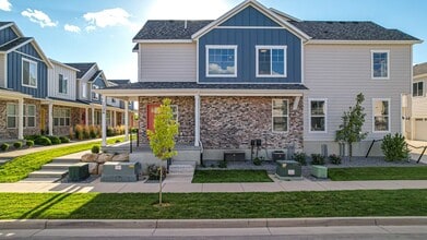 Building Photo - 1126 S 200 E