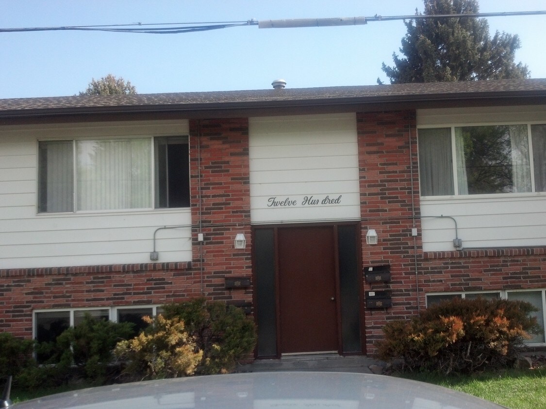 1200 Avenue C Unit D, Billings, MT 59102 Apartment for Rent in