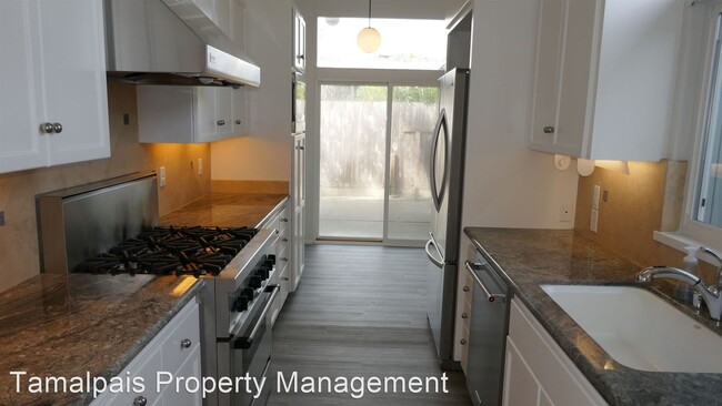 Building Photo - 4 br, 2 bath House - 781 Montecillo Road