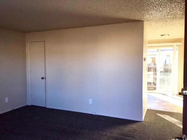 Building Photo - 6622 Knox Ct
