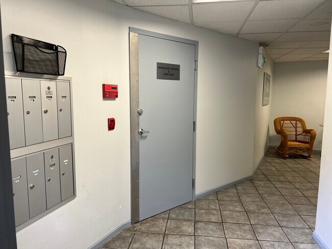 Foto del edificio - 559 McGraw St