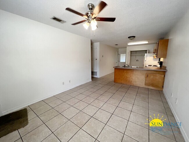 Foto del edificio - Great 2 Bedroom Unit in Crestview!