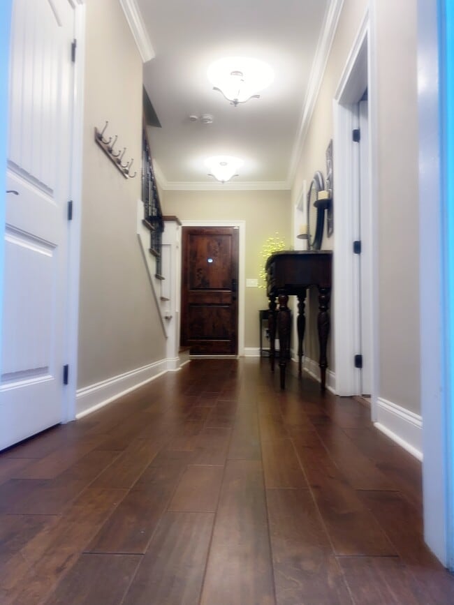 Photo - 221 Hickorywoods Dr House