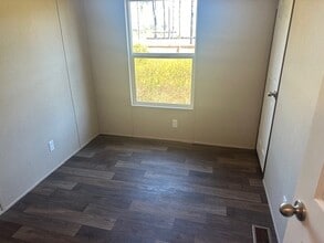 Building Photo - 614 CR 5253