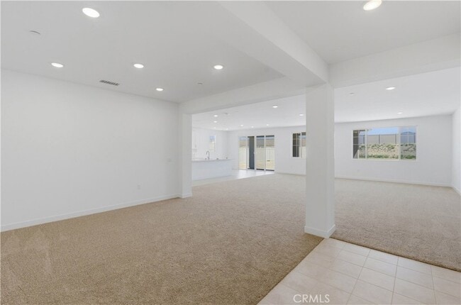 Building Photo - 11647 Saddleback Dr