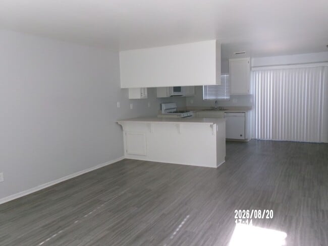 Building Photo - 8201 Laborough Dr